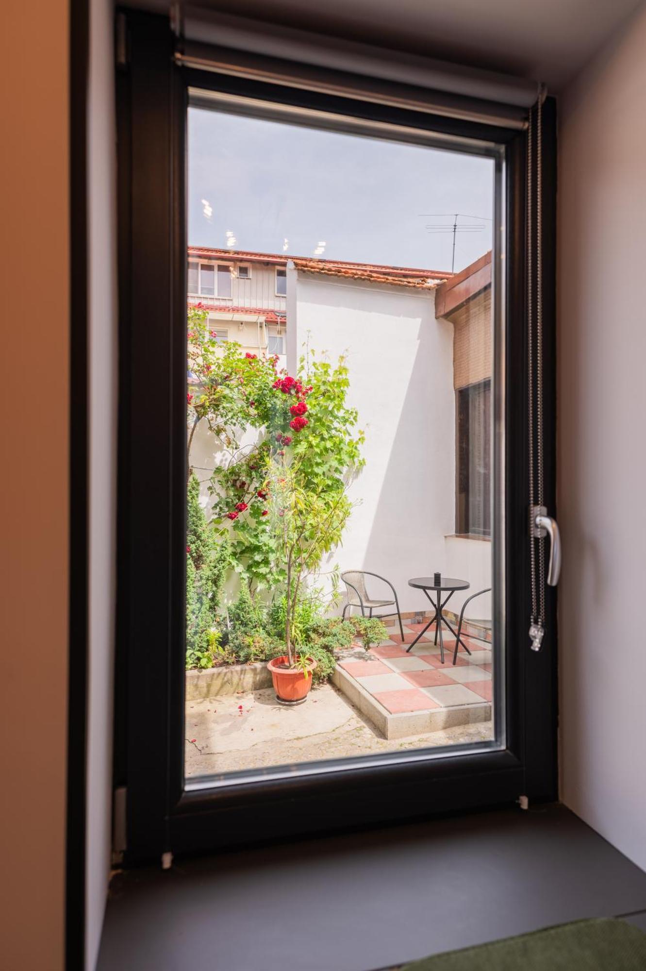 Fun House - Comfortable Stay With Garden And Near Parking Braşov Exterior foto