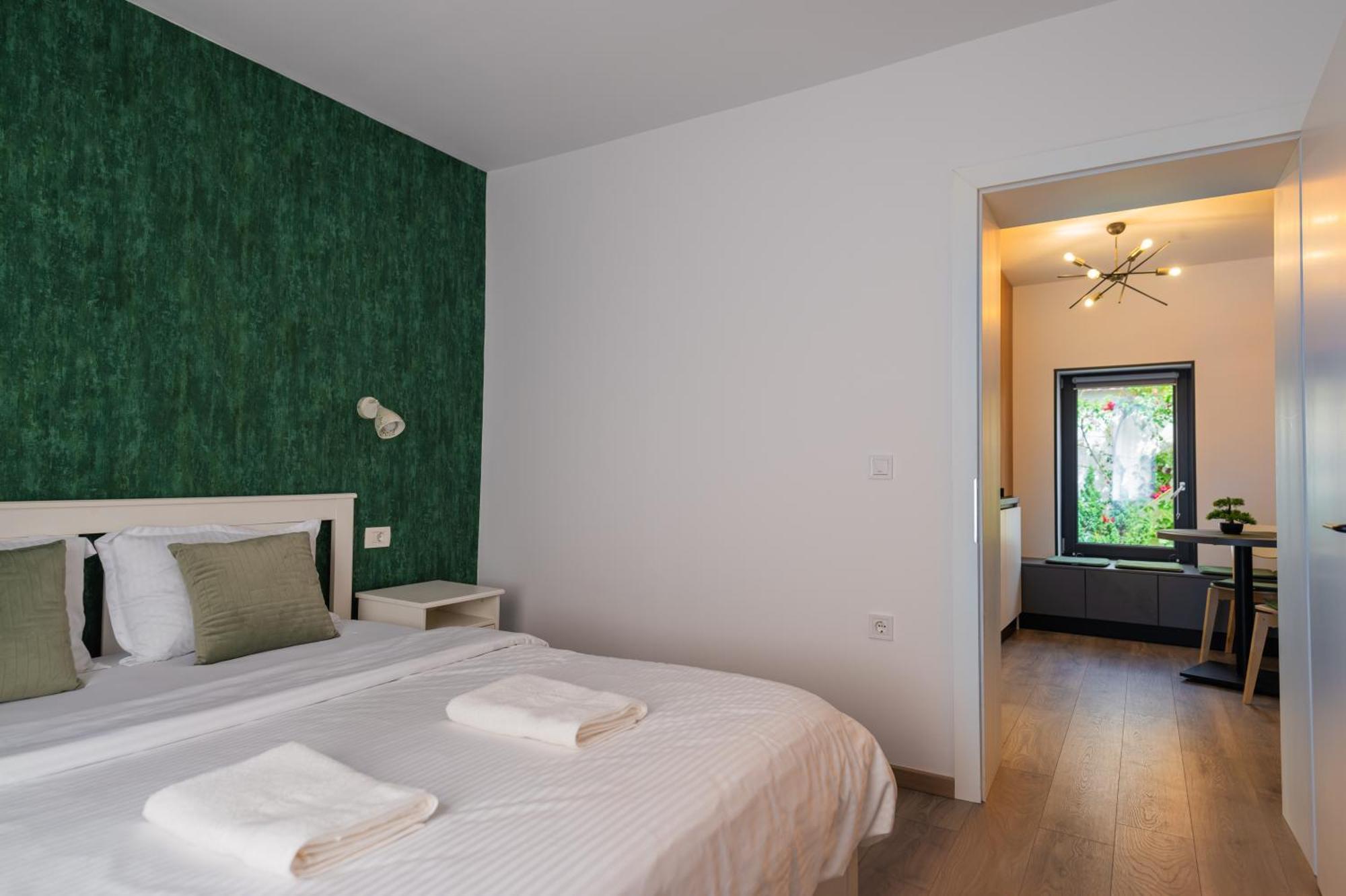 Fun House - Comfortable Stay With Garden And Near Parking Braşov Exterior foto